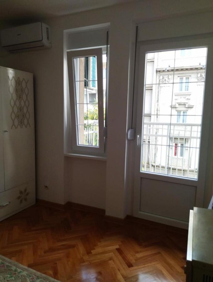 Palace Luxury Apartments The Heart Of Beograd Eksteriør bilde